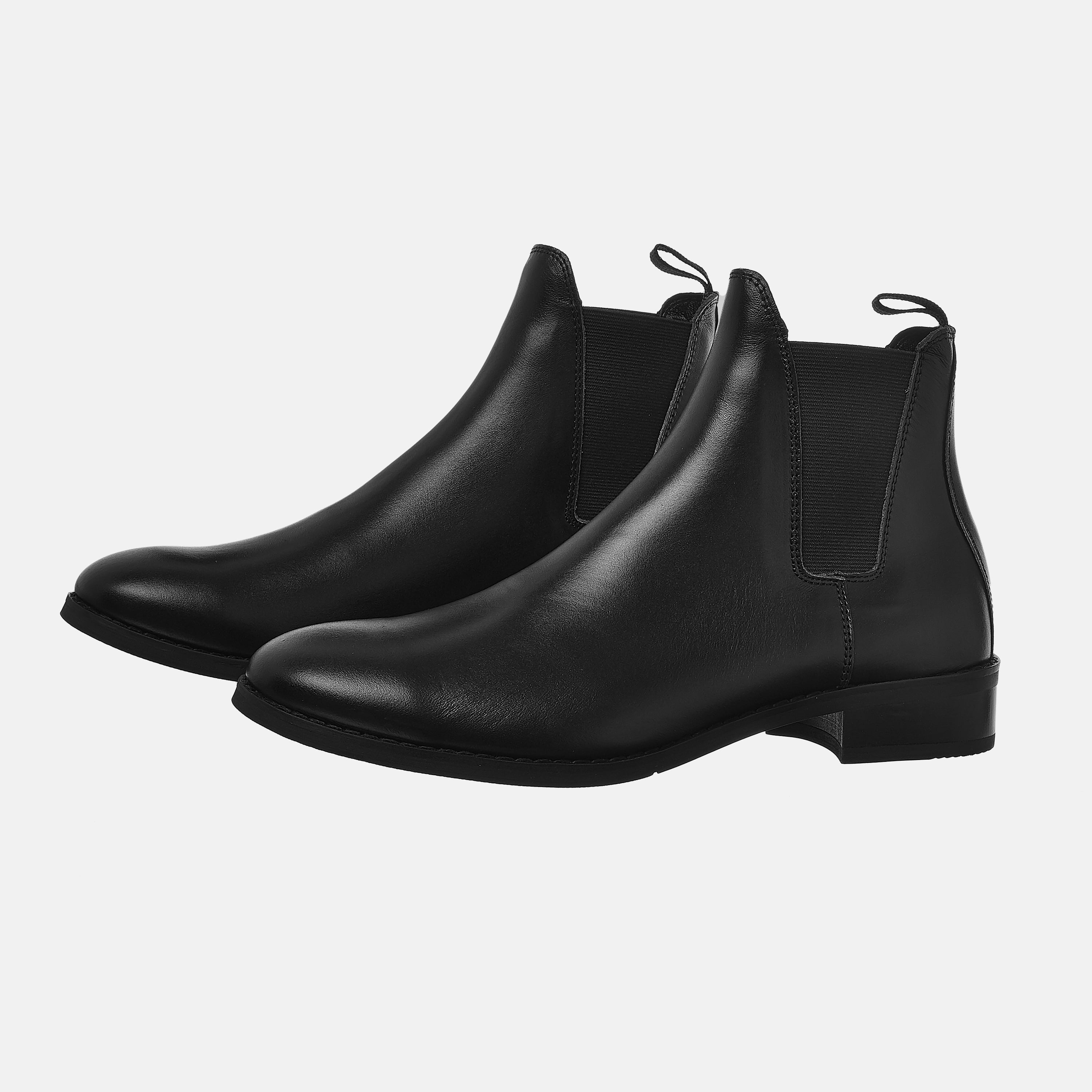 Leather Chelsea Boots In Black Leather Chelsea Boots In Black 1
